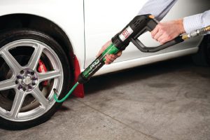 Có nên bơm lốp bằng khí Nitơ thay cho khí thường? - ảnh 1
